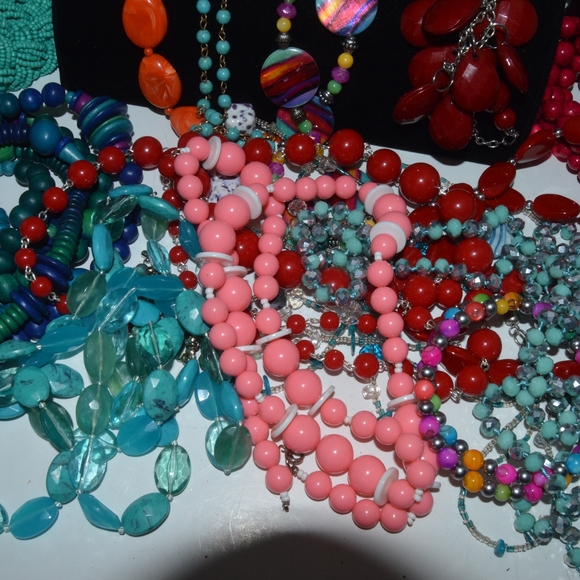 Colorful Jewelry bundle - Picture 9 of 9